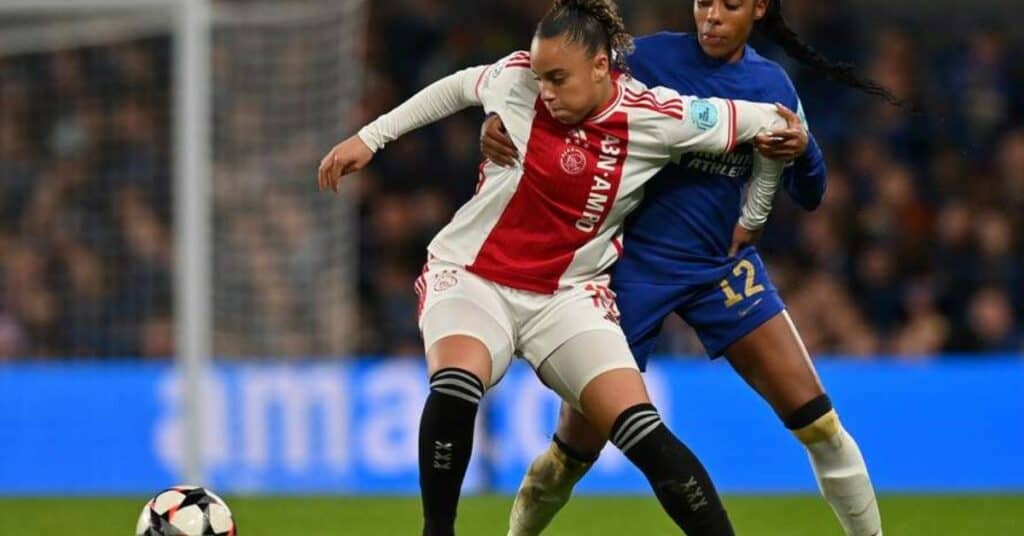 Ajax vs Chelsea Vrouwen: Een Spannende Rivaliteit in het Vrouwenvoetbal