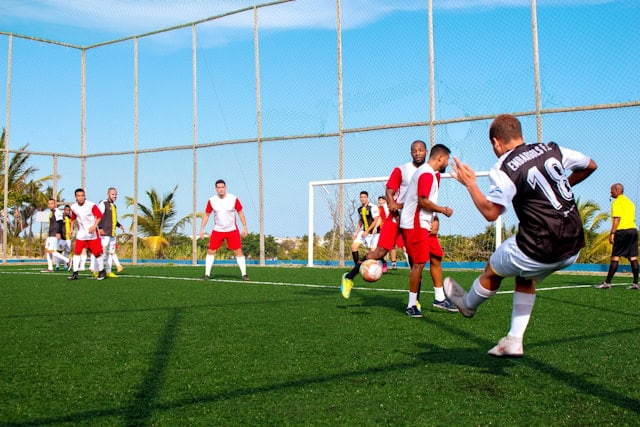 Hoe voetballers hun conditie verbeteren zonder extra trainingen