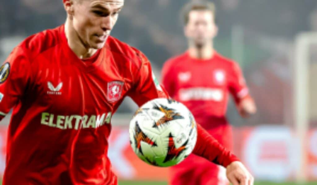 De Voetbalclubs van Nederland Van Ajax tot Nieuw Sloten SV en de Populairsten