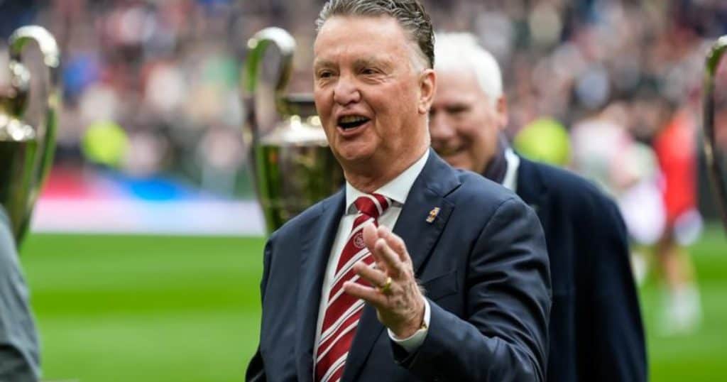Louis van Gaal: de indrukwekkende carrière van een van Nederlands succesvolste voetbaltrainers